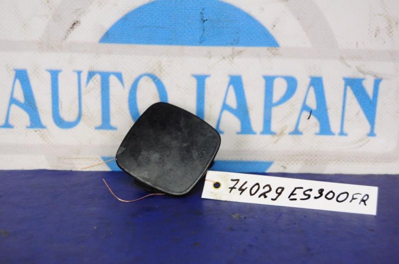 Заглушка буксировочного крюка LEXUS ES300 ES330 01-06 52128-33030-A0 Б/У