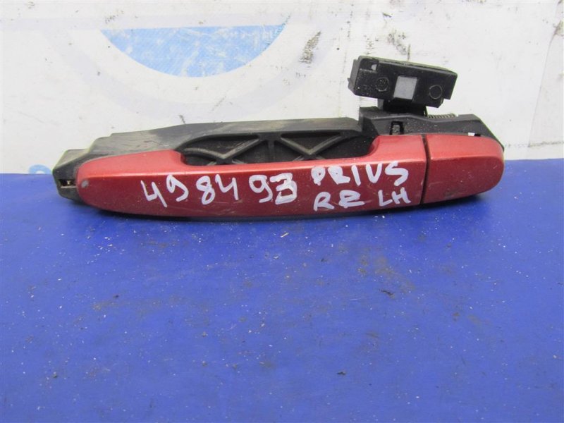 Запчасть ручка двери наружная задняя левая TOYOTA PRIUS - 20 03-11 Б/У Ручка двери наружная задняя левая TOYOTA PRIUS - 20 03-11 Б/У