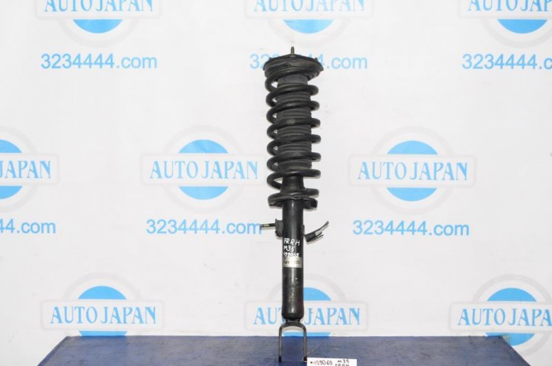 Амортизатор передний правый INFINITI M35/M45 04-10 56110-EG002 Б/У