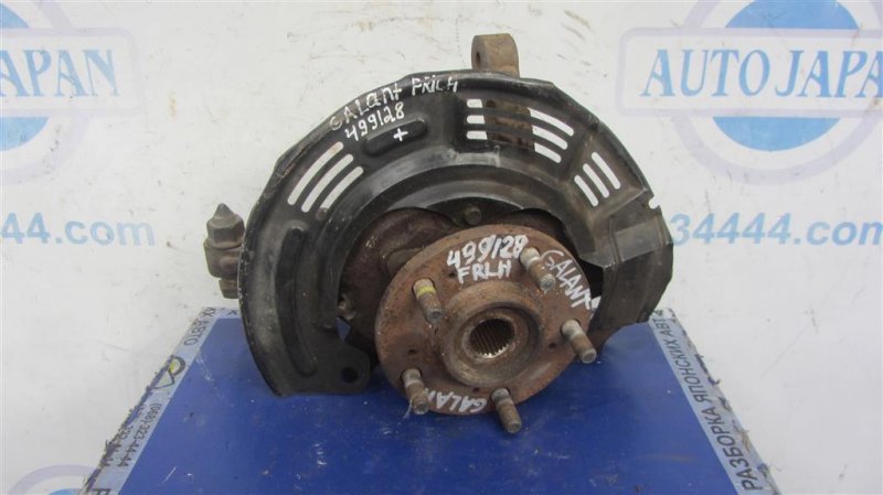 Кулак поворотный передний левый MITSUBISHI GALANT 03-12 3870A051 Б/У