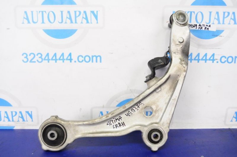 Рычаг передней подвески нижний передний правый NISSAN ALTIMA L32 07-12 54500-JA00B Б/У
