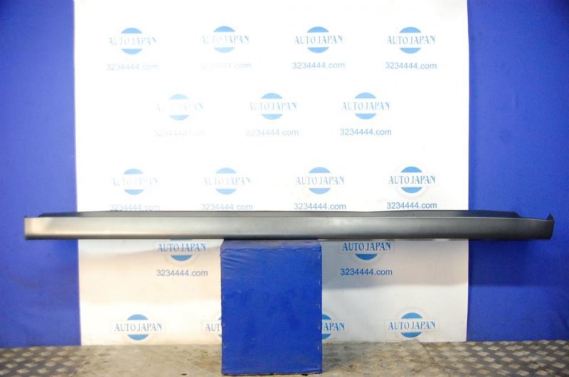 Накладка порога наружная правая TOYOTA MATRIX 02-08 88973001 Б/У