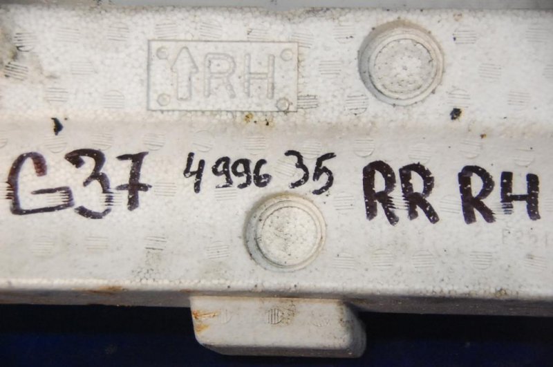 Наполнитель бампера задний правый G25/G35/G37/Q40 06-14