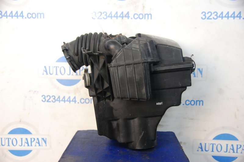Запчасть корпус воздушного фильтра MAZDA 3 BK 03-08 Б/У Корпус воздушного фильтра MAZDA 3 BK 03-08 Б/У