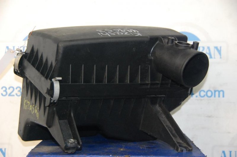 Корпус воздушного фильтра SUZUKI KIZASHI 09-14
