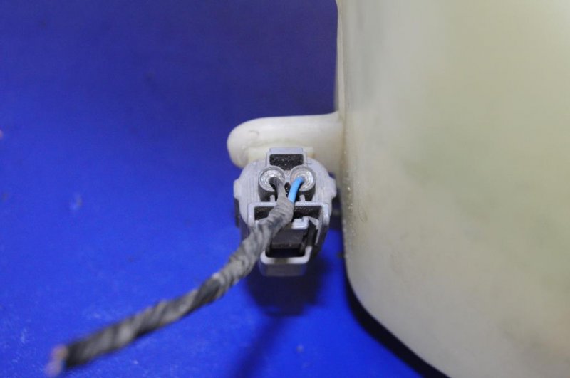 Бачок омывателя HONDA LEGEND 04-13 Бачок омывателя HONDA LEGEND 04-13