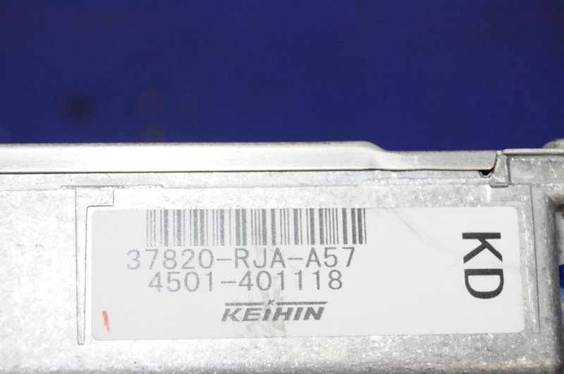 Блок управления двигателем HONDA LEGEND 04-13