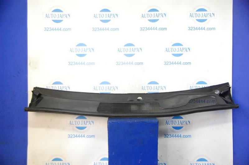 Пластик под лобовое стекло / Жабо TOYOTA HIGHLANDER 01-07 55781-48050 Б/У