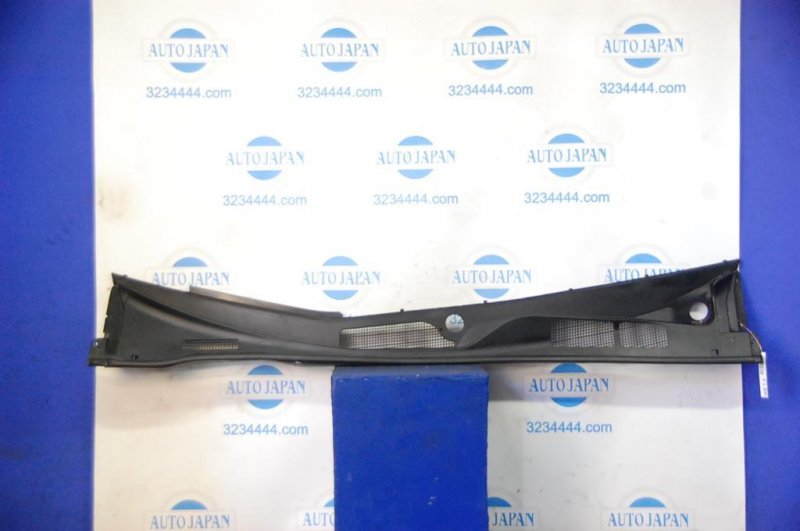 Пластик под лобовое стекло / Жабо LEXUS ES300 ES330 01-06 55708-33050 Б/У