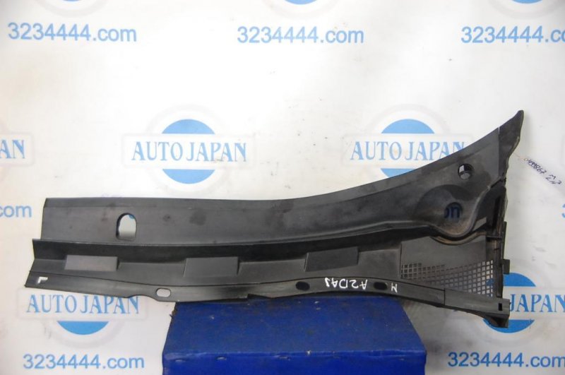 Запчасть пластик под лобовое стекло / жабо левый MAZDA 3 BK 03-08 BN8V-50-7S0F Б/У Пластик под лобовое стекло / Жабо левый MAZDA 3 BK 03-08 BN8V-50-7S0F Б/У