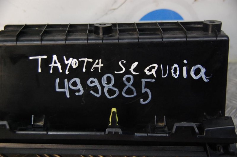 Бардачок SEQUOIA 08-17