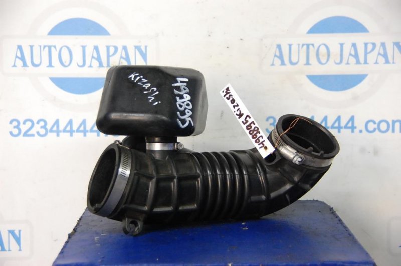 Патрубок воздушного фильтра SUZUKI KIZASHI 09-14 13881-57L00 Б/У