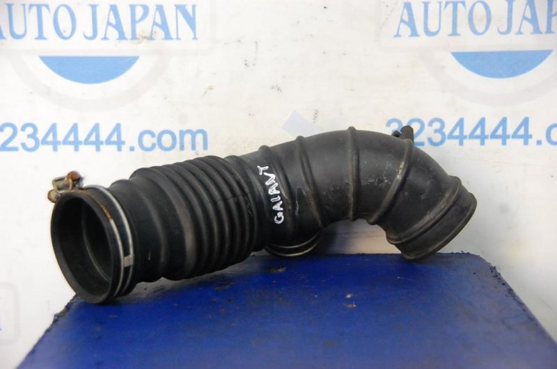 Патрубок воздушного фильтра GALANT 03-12