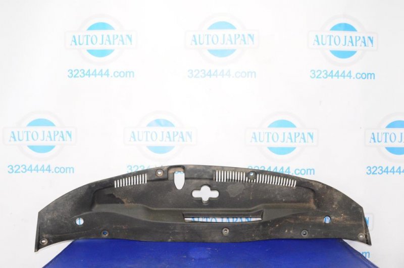 Накладка замка капота LEXUS GS350 GS300 05-11 53295-30090 Б/У