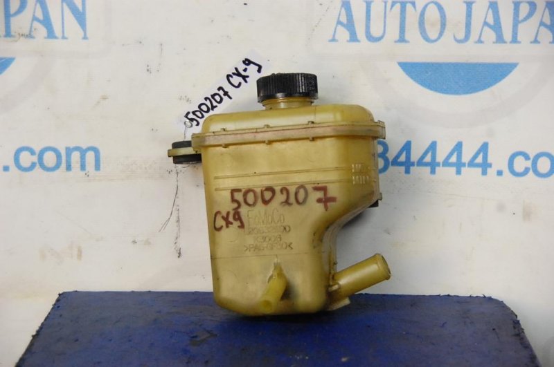 Запчасть бачок гур MAZDA CX-9 06-16 L20632690 Б/У Бачок ГУР MAZDA CX-9 06-16 L20632690 Б/У