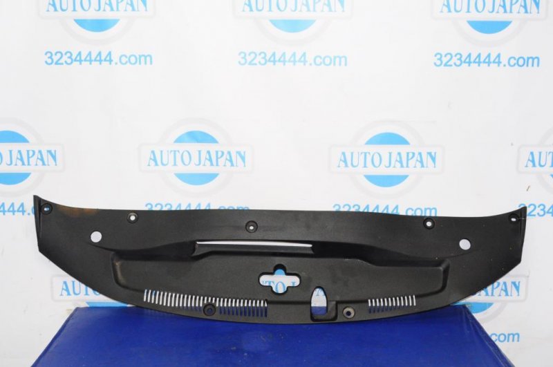 Накладка замка капота LEXUS GS350 GS300 05-11 53295-30090 Б/У