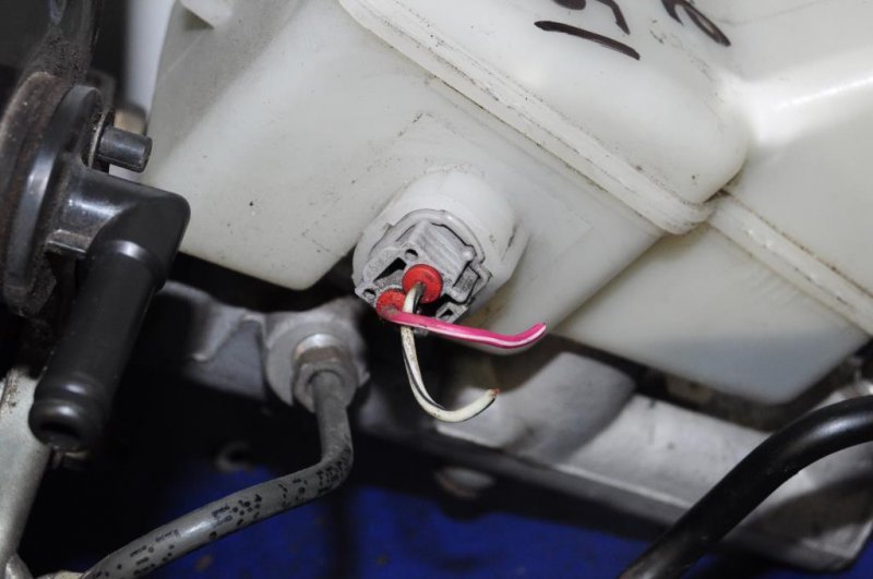 Главный тормозной цилиндр TOYOTA MATRIX 02-08