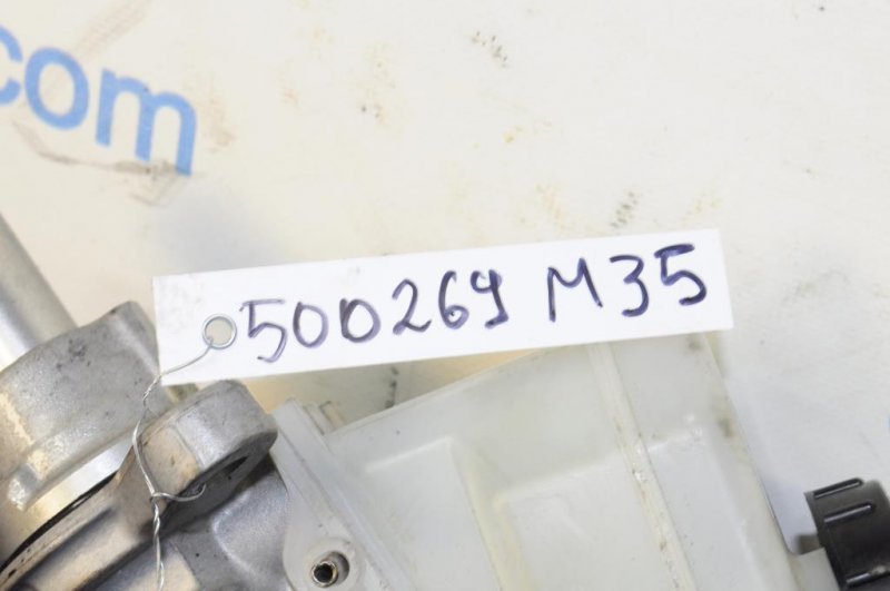 Главный тормозной цилиндр M35/M45 04-10 Главный тормозной цилиндр M35/M45 04-10