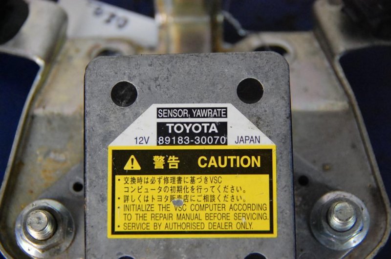 Датчик ESP LEXUS GS350 GS300 05-11