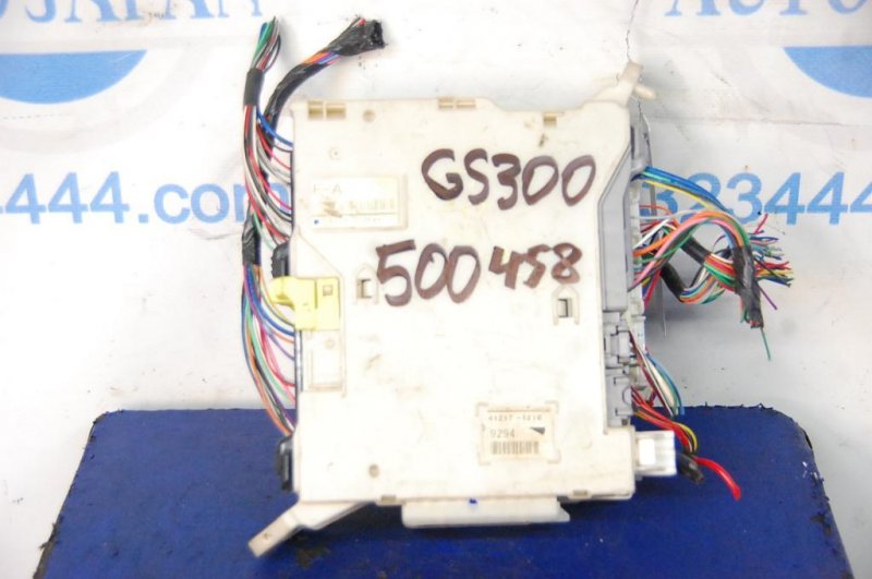 Запчасть блок предохранителей салон LEXUS GS350 GS300 05-11 82730-30291 Б/У Блок предохранителей салон LEXUS GS350 GS300 05-11 82730-30291 Б/У