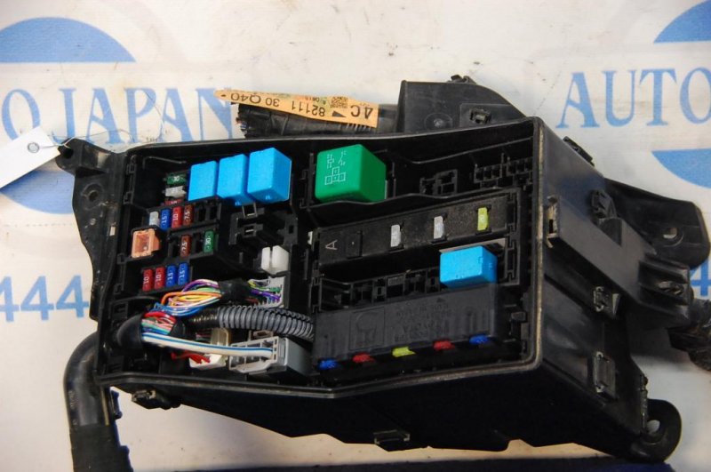 Блок предохранителей моторный отсек LEXUS GS350 GS300 05-11 Б/У