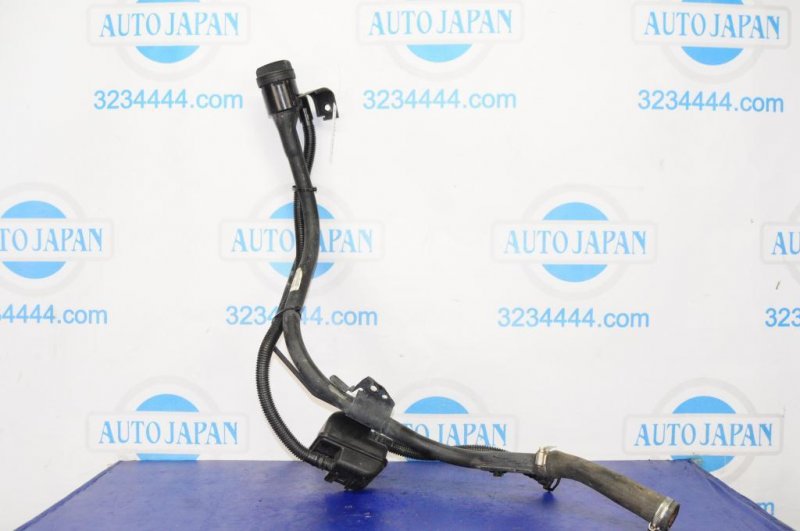 Запчасть горловина топливного бака CHEVROLET VOLT 10-15 22917095 Б/У Горловина топливного бака CHEVROLET VOLT 10-15 22917095 Б/У