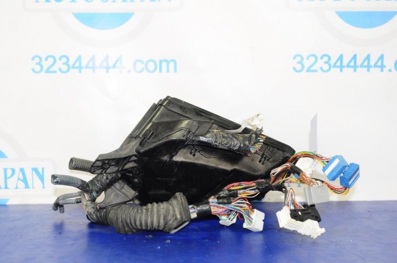 Блок предохранителей моторный отсек LEXUS GS350 GS300 05-11 Б/У