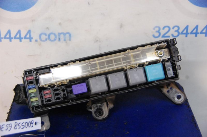 Блок предохранителей моторный отсек LEXUS GS350 GS300 05-11 Б/У