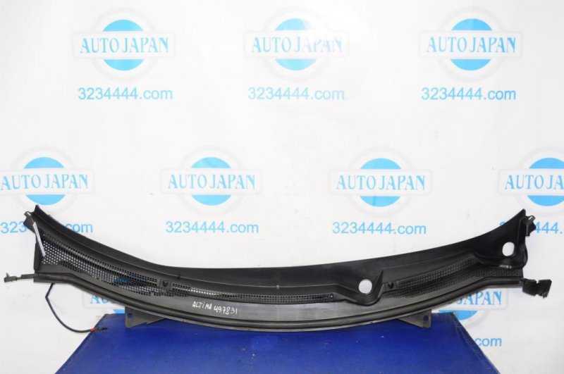 Пластик под лобовое стекло / Жабо NISSAN ALTIMA L32 07-12 Б/У