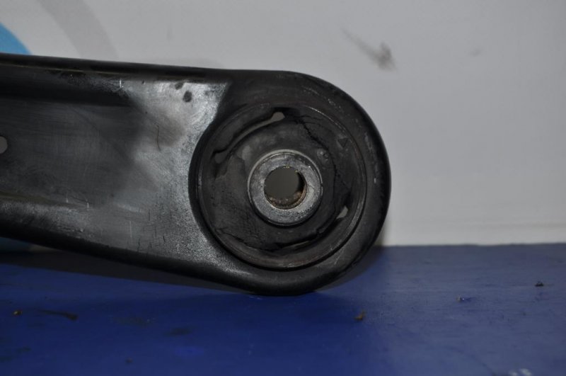 Запчасть рычаг передней подвески нижний передний правый MITSUBISHI OUTLANDER XL 05-13 4013A010 Б/У Рычаг передней подвески нижний передний правый MITSUBISHI OUTLANDER XL 05-13 4013A010 Б/У