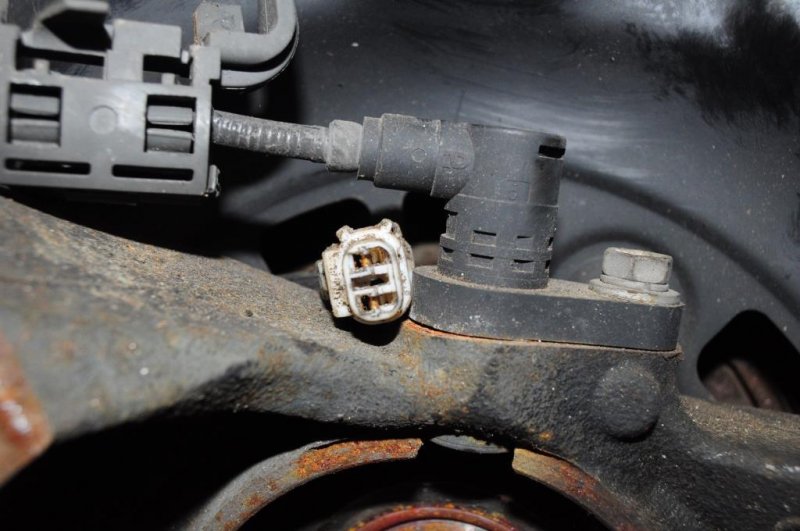 Датчик ABS передний правый LEXUS ES300 ES330 01-06 89542-33070 Б/У