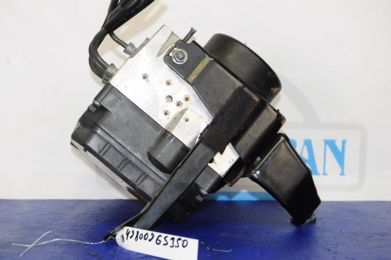 Блок ABS GS350 GS300 05-11