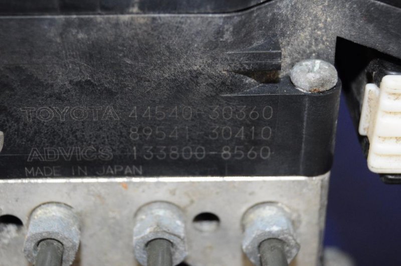 Блок ABS GS350 GS300 05-11