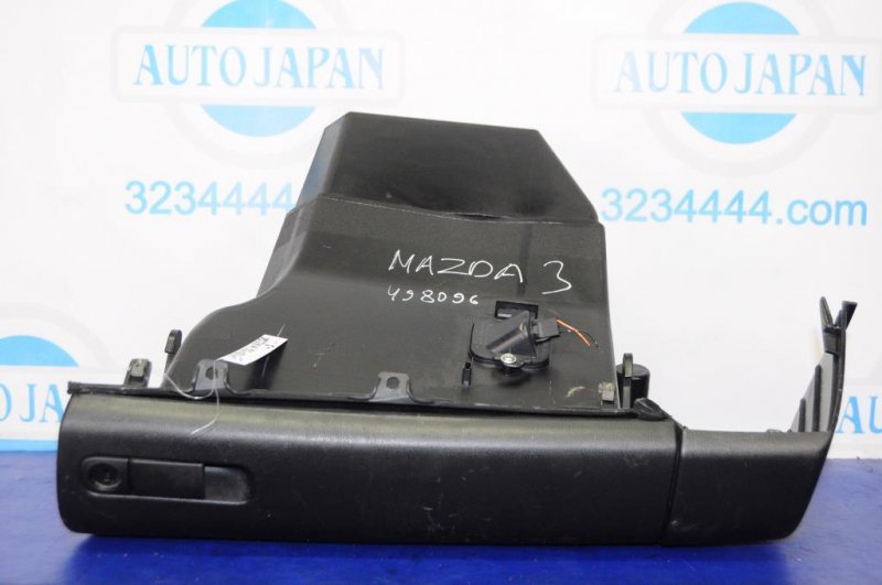 Запчасть бардачок MAZDA 3 BK 03-08 BN8P-64-030G 02 Б/У Бардачок MAZDA 3 BK 03-08 BN8P-64-030G 02 Б/У