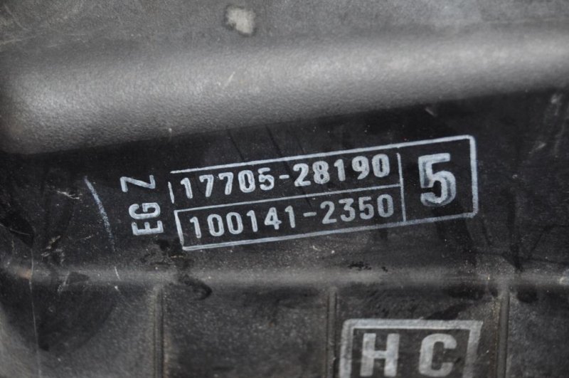 Крышка корпуса воздушного фильтра TC 04-10 Крышка корпуса воздушного фильтра TC 04-10