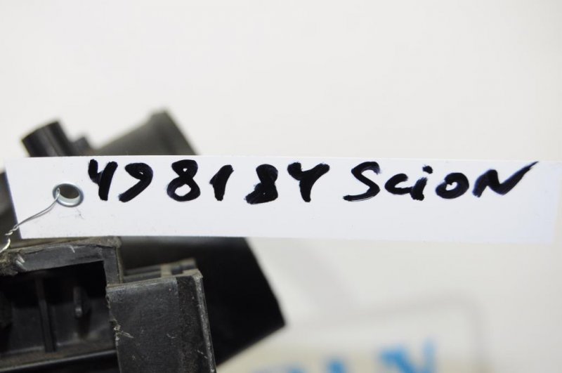 Крышка корпуса воздушного фильтра TC 04-10 Крышка корпуса воздушного фильтра TC 04-10