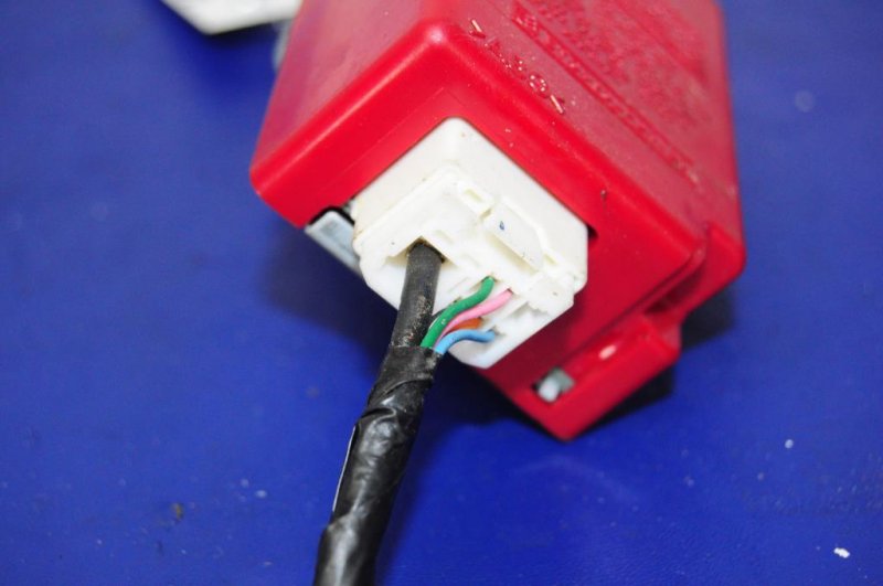 Блок управления центральным замком GS350 GS300 05-11