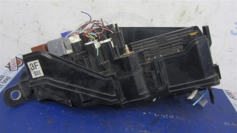 Блок предохранителей моторный отсек CAMRY 50 12-15