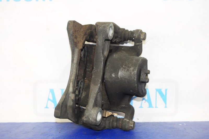 Суппорт тормозной передний правый ALTIMA L32 07-12