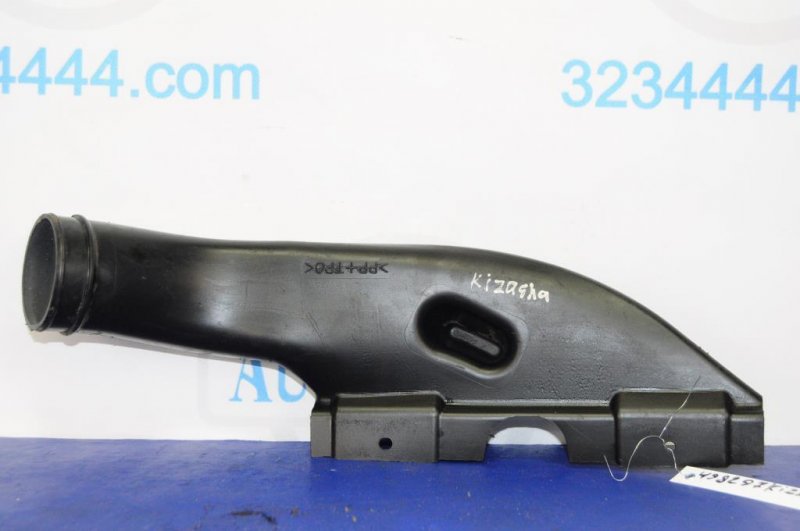 Воздухозаборник SUZUKI KIZASHI 09-14 Б/У