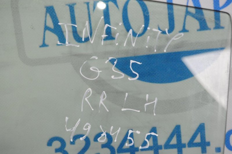 Стекло двери заднее левое G35 03-07