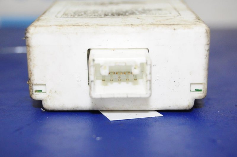 Блок управления центральным замком SEQUOIA 01-07