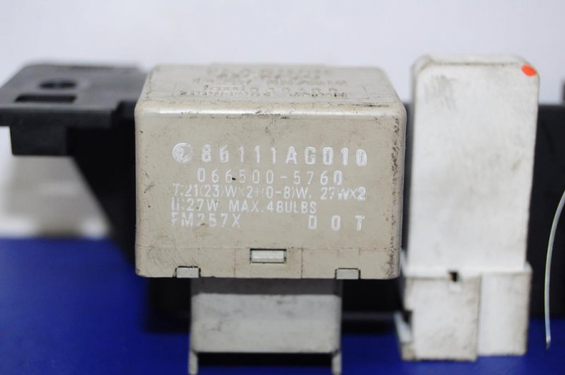 Реле указателя поворота SUBARU TRIBECA B10 07-13 86111AG010 Б/У