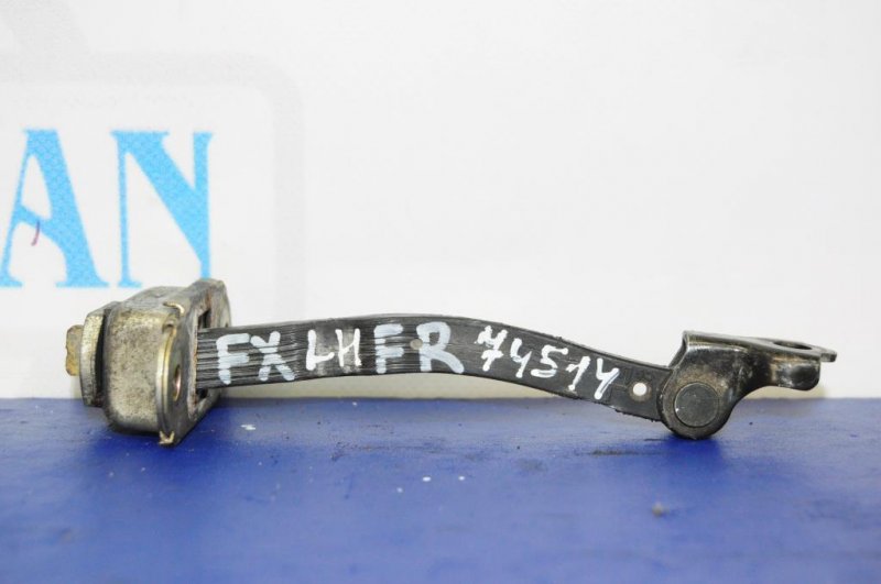 Ограничитель двери передний левый FX S50 03-08