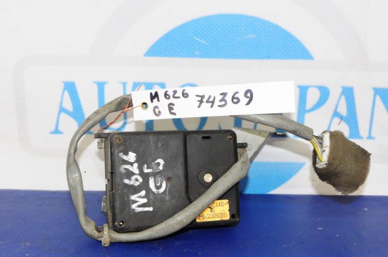 Запчасть моторчик заслонки печки MAZDA 626 GE 91-97 HB600CA40-5L Б/У Моторчик заслонки печки MAZDA 626 GE 91-97 HB600CA40-5L Б/У