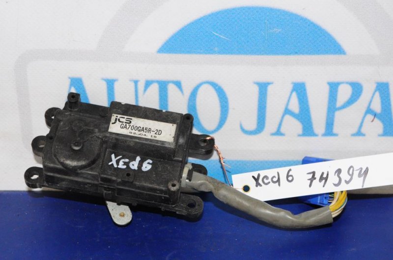 Моторчик заслонки печки XEDOS 6 X6 (CA) 92-98