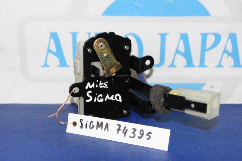 Моторчик заслонки печки MITSUBISHI SIGMA 90-96 MB439123 Б/У