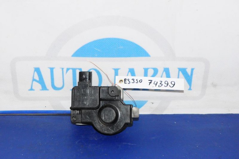 Привод открывания лючка бензобака ES350 06-12