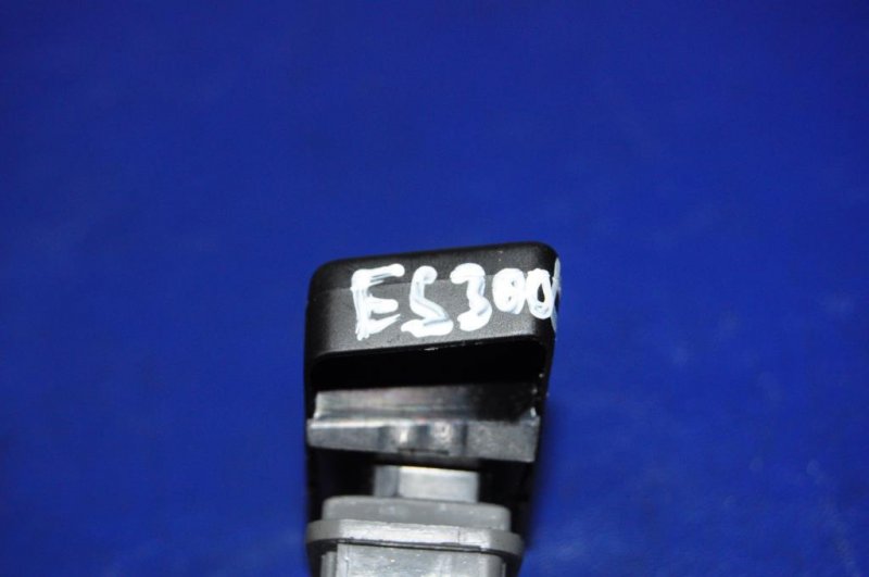 Кнопка аварийной сигнализации LEXUS ES300 ES330 01-06 Кнопка аварийной сигнализации LEXUS ES300 ES330 01-06