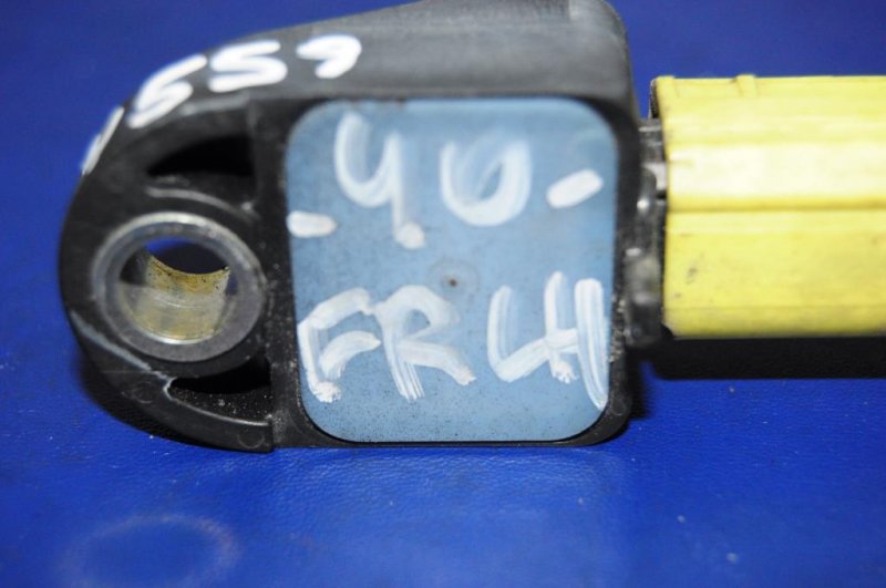 Датчик удара TOYOTA CAMRY 40 06-11